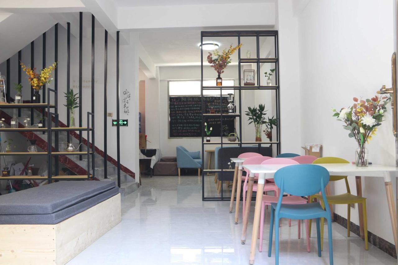 Showbiz Hostel Jangsuo Kültér fotó