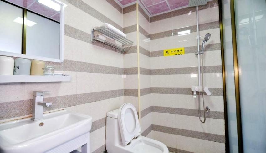 Showbiz Hostel Jangsuo Kültér fotó